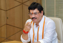 Dhananjay Munde